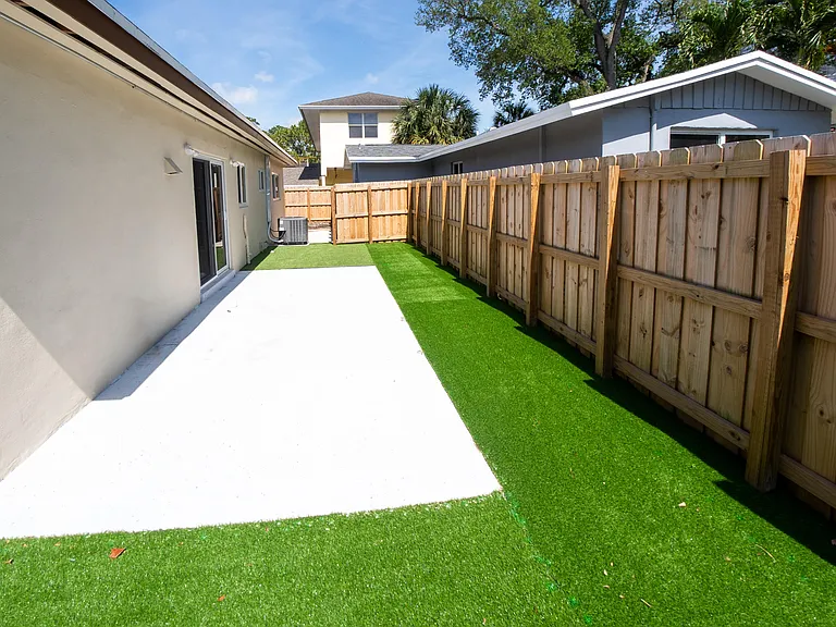 2160 SW 16th Ct — Photo 54