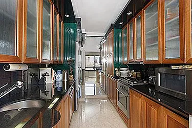 Rented by R New York