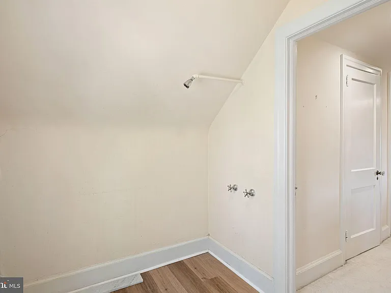 713 Kenmare Rd — Photo 22