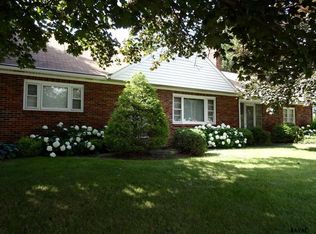 450 Hanover Rd, York, PA 17408