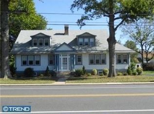 575 W Springfield Rd, Springfield, PA 19064