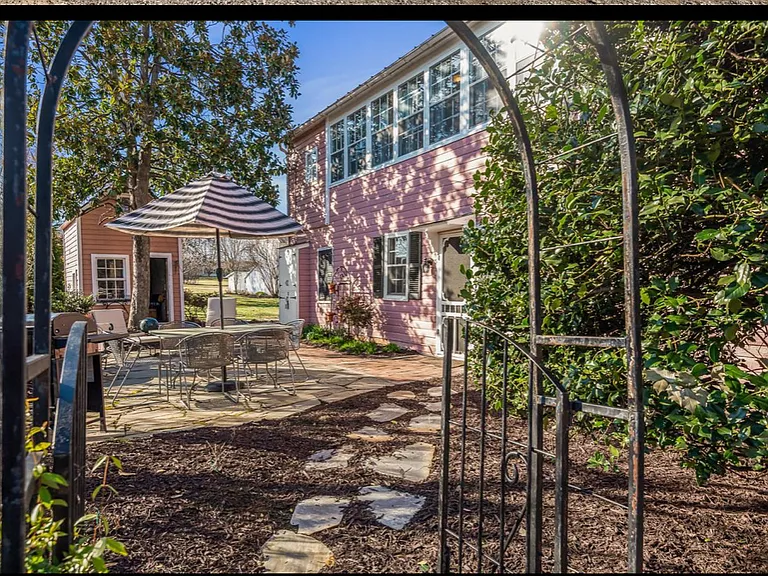 431 S King St — Photo 4