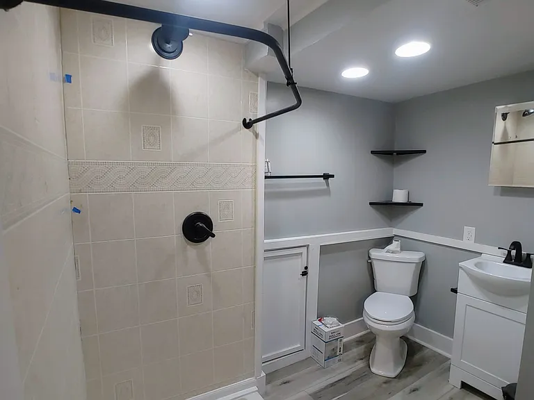 2505 Washington Ave — Photo 17