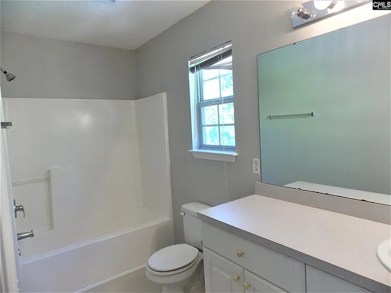 105 Merowey Ct — Photo 23