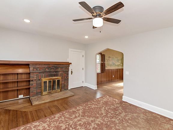 5th image of 6645 Iris Ave