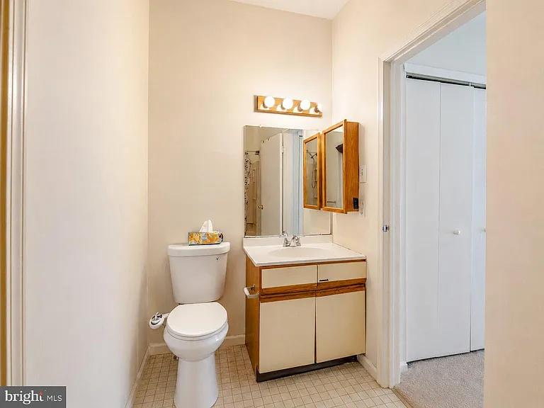19 Summit Ct — Photo 16