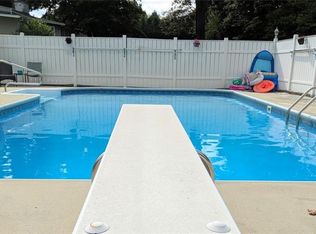 711 Locust Pl, High Point, NC 27265