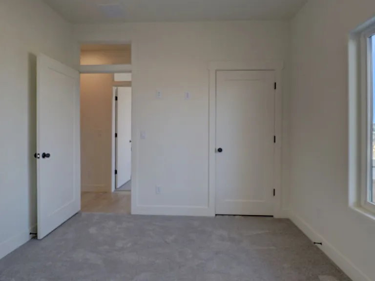 4021 Boardwalk Rd — Photo 17