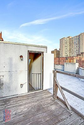 2nd image of 209 E 2nd St #5E