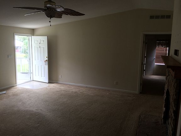 4th image of 36052 Serbia Spruce Dr