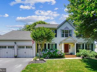 3859 Parrot Dr, Ellicott City, MD 21042