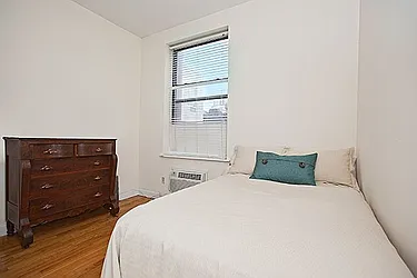 Rented by Weinstein Realty Group