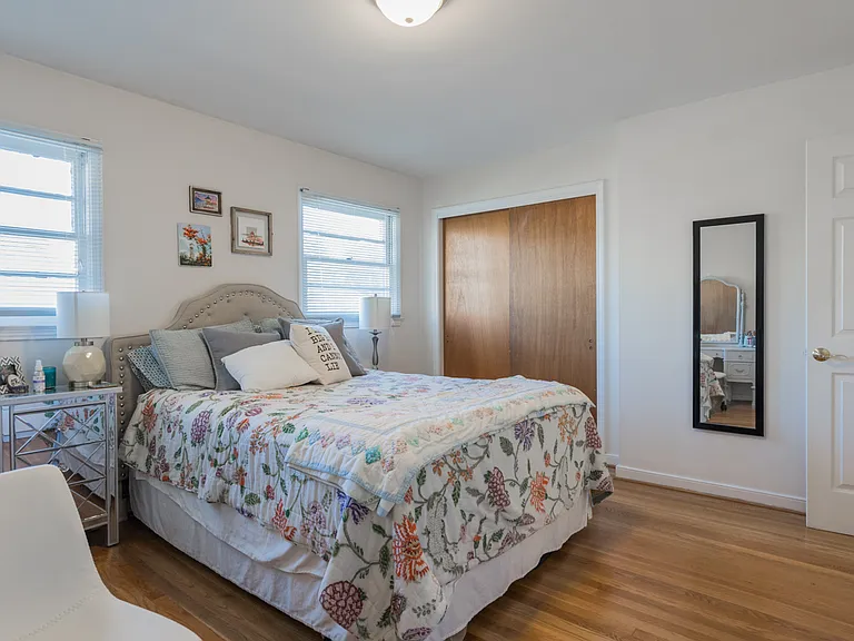Arlington Park Townhomes — Photo 13