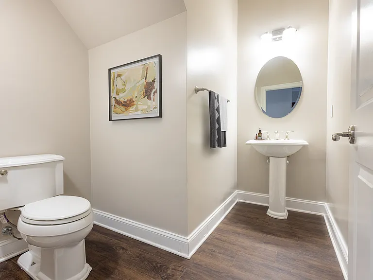 Sterling Manor — Photo 10