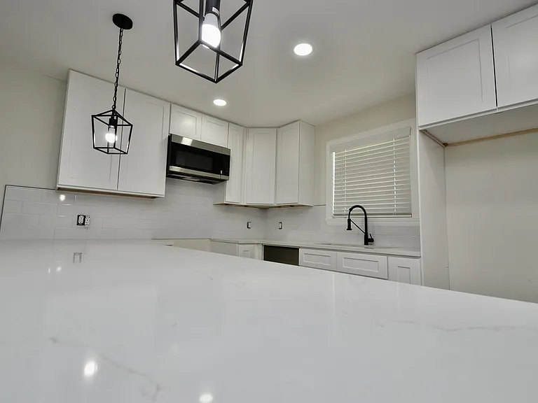7634 Wynlea St — Photo 6