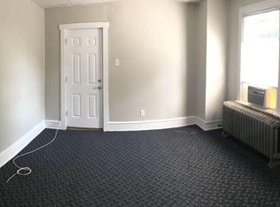 204 Summit Ave APT 1, Willow Grove, PA 19090