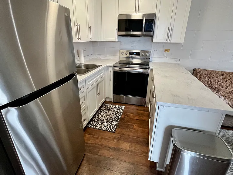 1138 Hassinger St #201 — Photo 4
