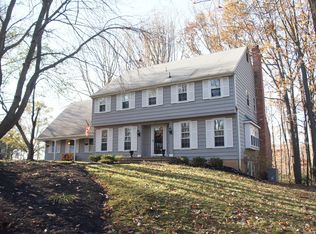 17 Signal Hill Rd, Cherry Hill, NJ 08003