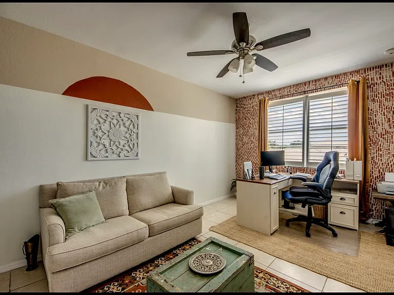 2731 Blue Cypress Lake Ct — Photo 17
