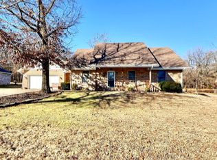 1601 Mary Ln, Aurora, MO 65605
