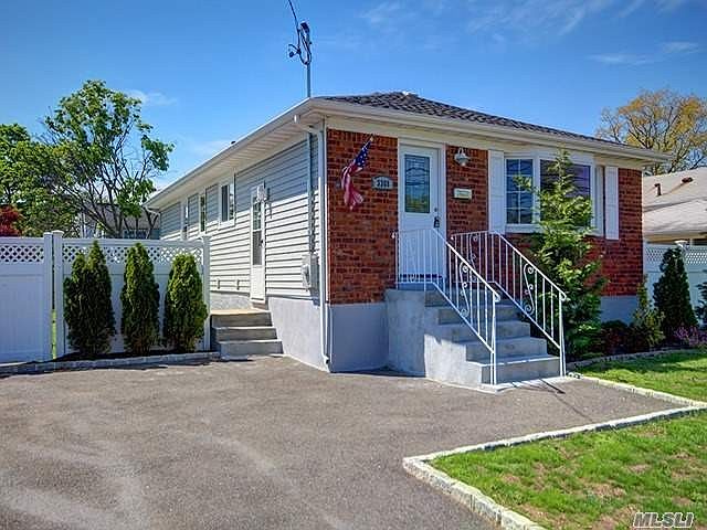 1st image of 3368 Elliott Blvd