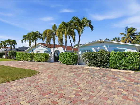 559 105th AVE N, NAPLES, FL 34108