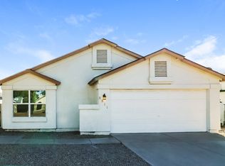 8811 W Greenbrian Dr, Peoria, AZ 85382