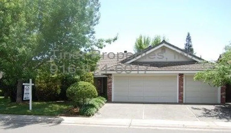 5316 Nyoda Way photo 1