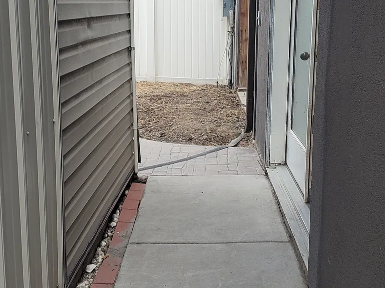 953 S Washington St — Photo 25