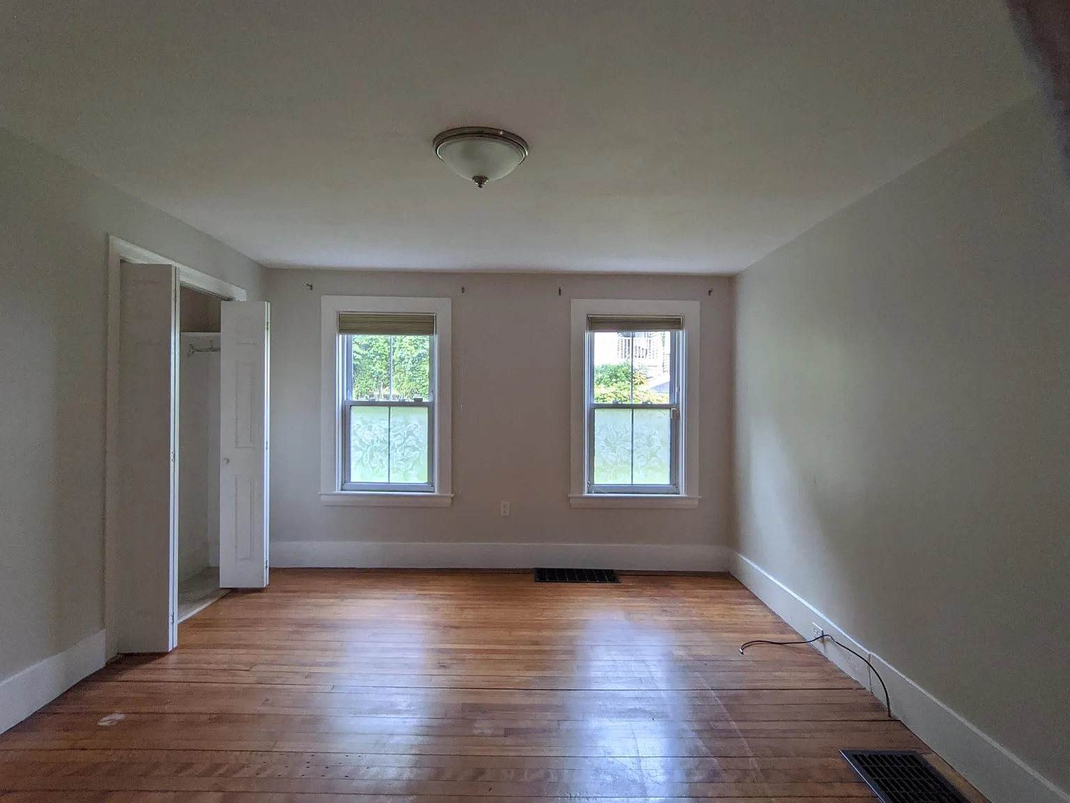 663 Southbridge St — Photo 2