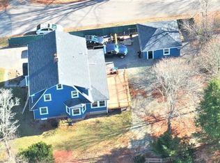 15 E Grove St, Middleboro, MA 02346