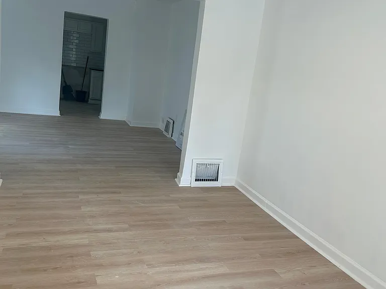4112 Park Ave — Photo 8
