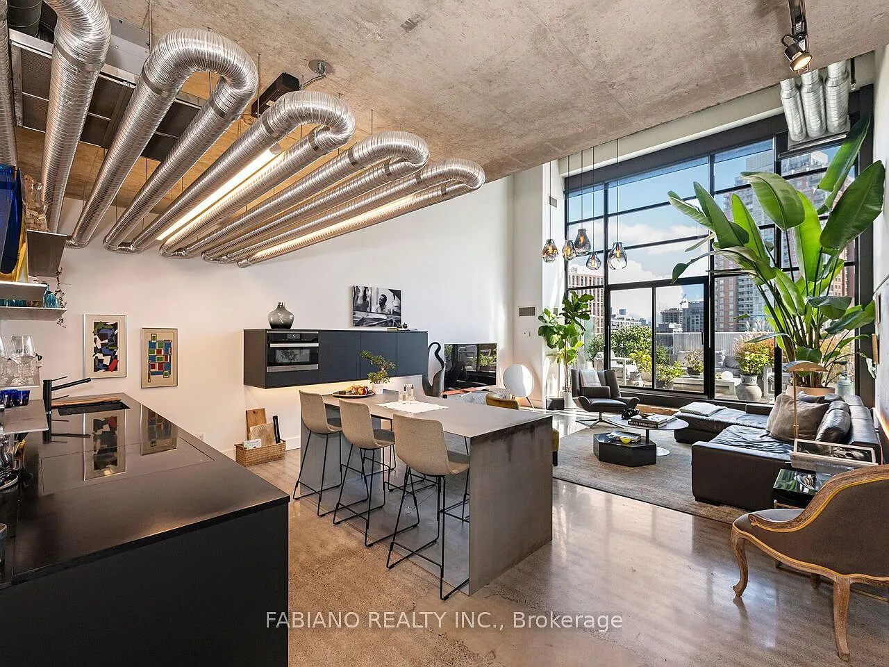 2 bed, $7,000 — Photo 1