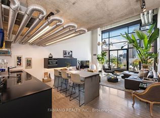 43 Hanna Ave Unit 532, Toronto, ON M6K 1X1
