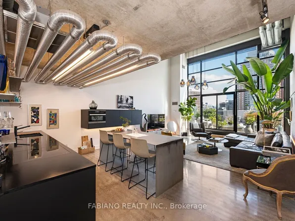 43 Hanna Ave Unit 532, Toronto, ON M6K 1X1