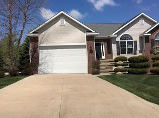 3161 Ivy Ln, Grand Blanc, MI 48439