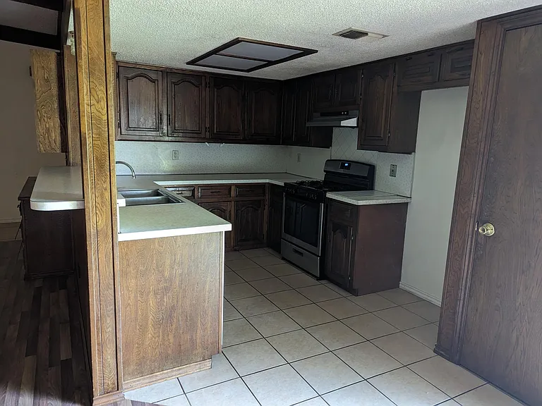 201 David Ave #203 — Photo 6