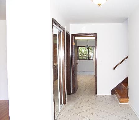 3rd image of 1942 N Glenrock Ln
