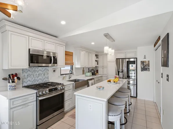 1366 Paul Boulevard, Manahawkin, NJ 08050