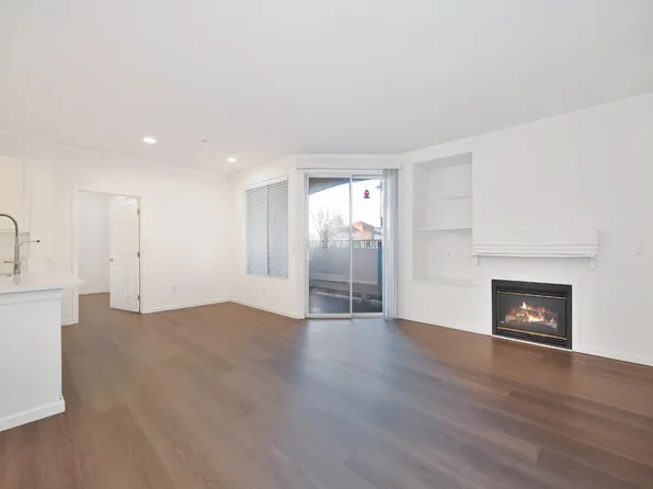 5201 Laguna Oaks Dr Unit 43, Elk Grove, CA 95758