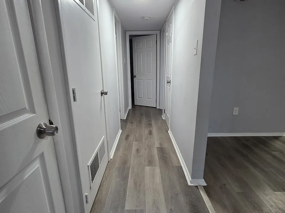 122 Chelsea Cir