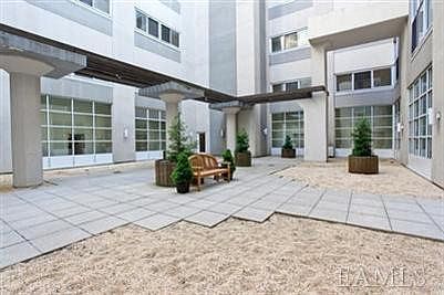 2nd image of 1 Landmark Sq Floor 2