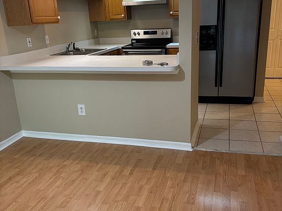 2nd image of 8561 Sturbridge Cir E