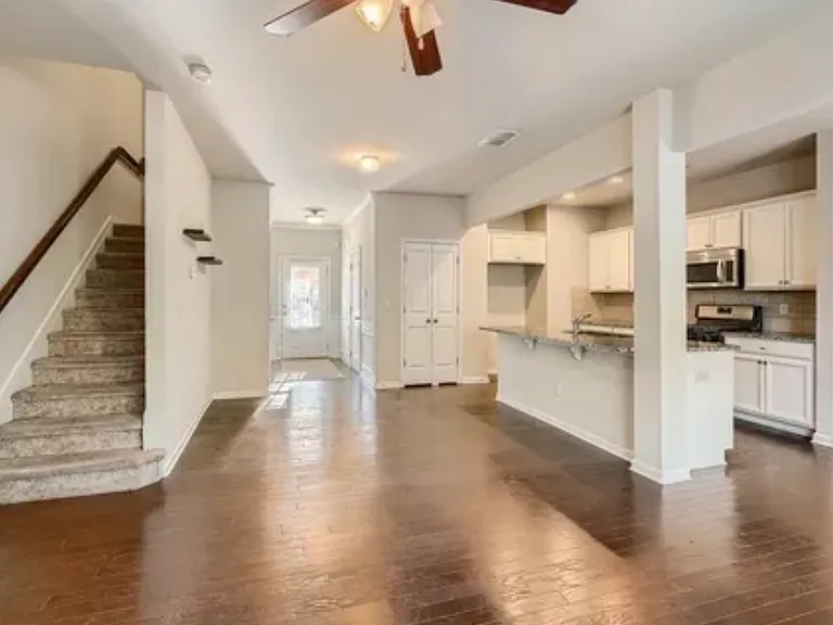 5202 Sherwood Way #61 — Photo 8