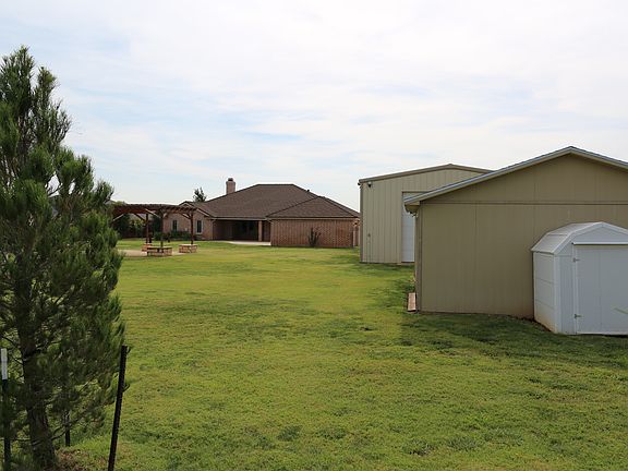 4th image of 1603 N County Road 1670