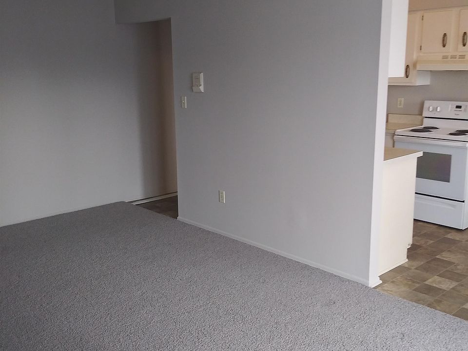 36777 Sibley Rd APT C, New Boston, MI 48164 Zillow