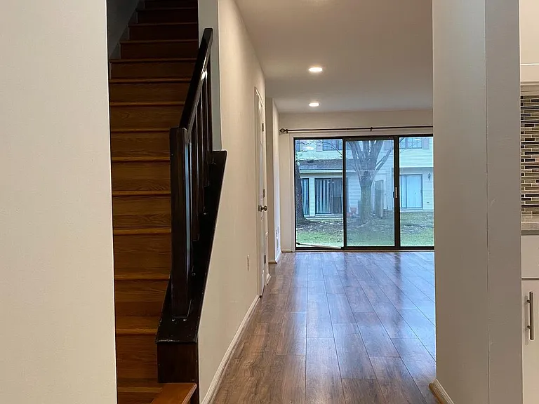 6 Latta Ct — Photo 2