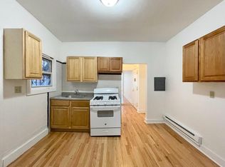 1006 Bergen St #2R, Newark, NJ 07112