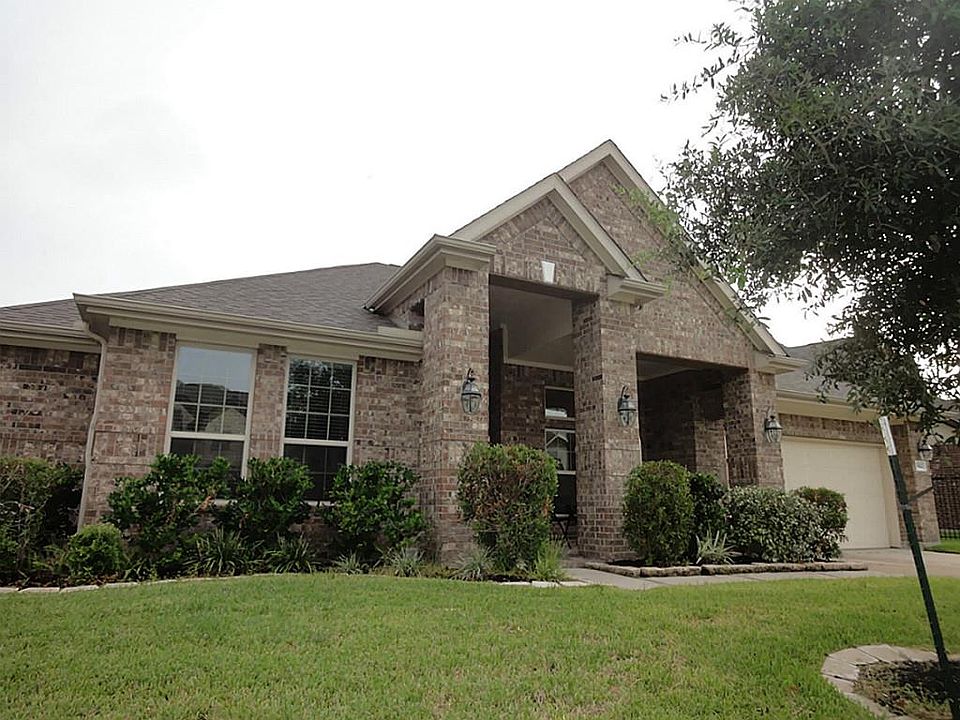 1st image of 19422 Stanton Lake Dr