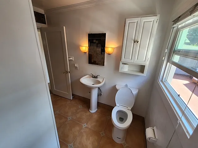 722 San Juan Ave — Photo 12